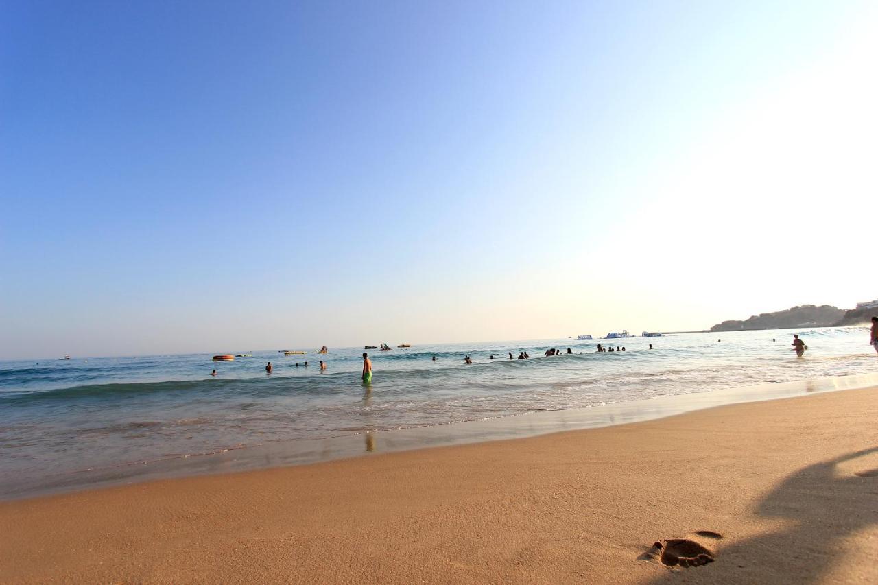 Warm Yellow Albufeira Esterno foto
